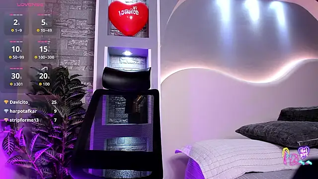 Ashley_Beaomunt live sex cam