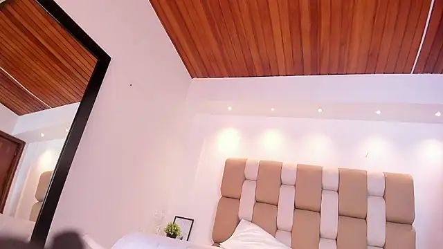 Ambar_Cooxx's cam snapshot