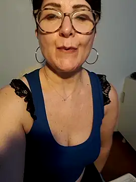 Viola8p live sex cam