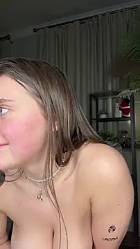 ThelmaJusto live sex cam