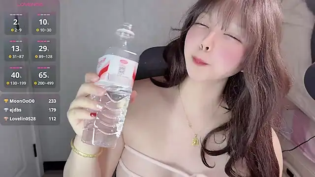 taozi1011 live sex cam