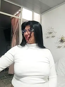 aisha_latina's cam snapshot