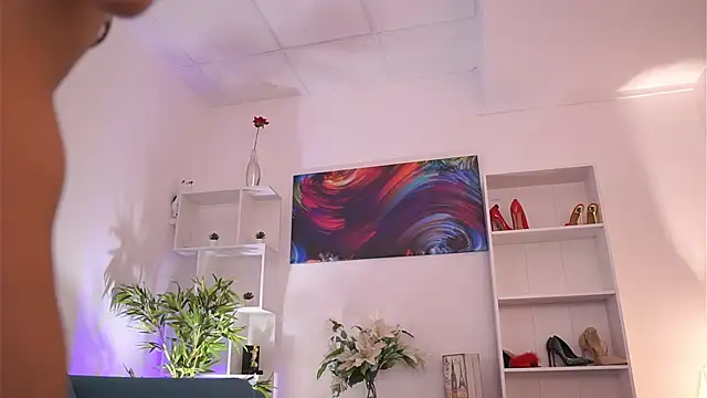 Aisha_Bee's cam snapshot