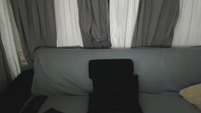 CloveLove's cam snapshot