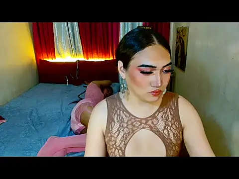 Phenomenal_Shemale live sex cam