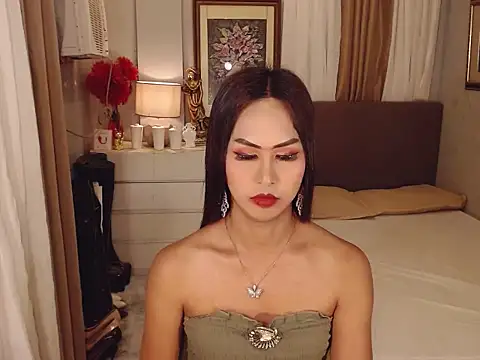 Nathalieheartt live sex cam