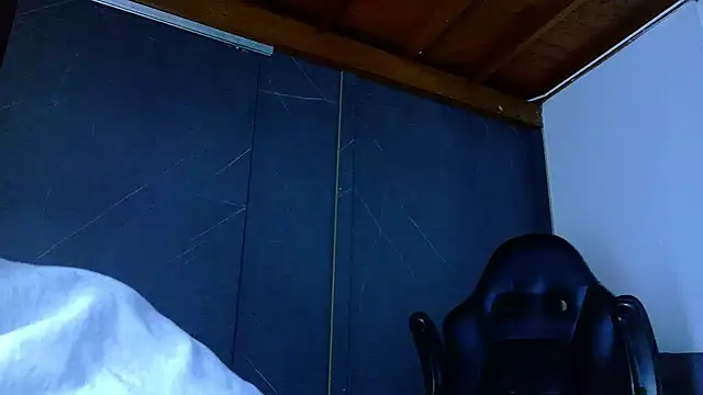 ALANNFERRER live sex cam