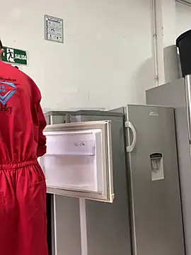 santiObrero live sex cam