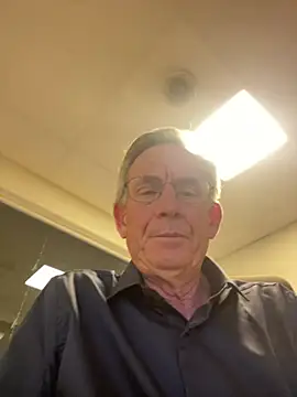 Pierre4tjyxx live sex cam