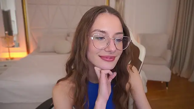 CozyMell's cam snapshot