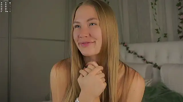 AlbaMesick's cam snapshot