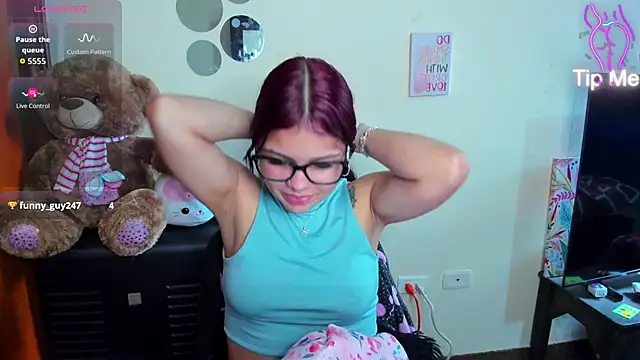 Ema__Luna's cam snapshot