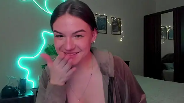 luna_lust_212's cam snapshot