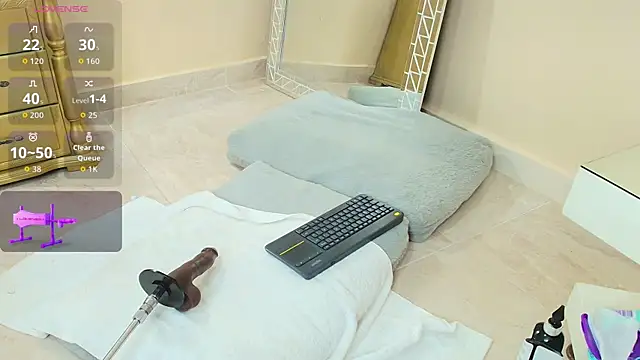 HallieStone's cam snapshot