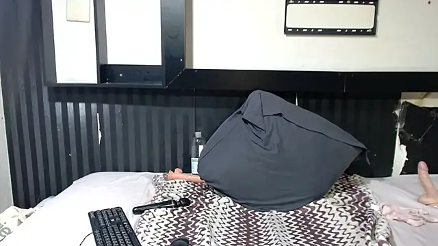 Afrobee22's cam snapshot