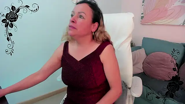 Ivonne_4's cam snapshot