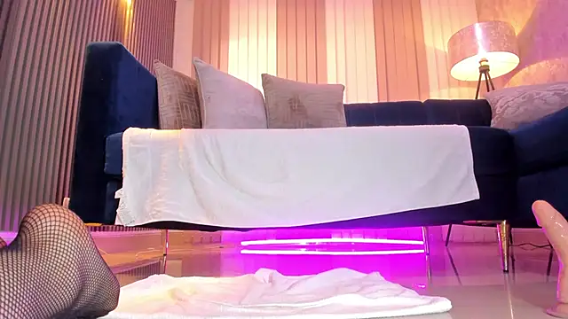 Leah_Grey's cam snapshot