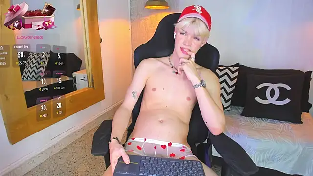 VladHellsing4's cam snapshot