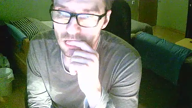 dado-hot12's cam snapshot