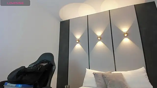 ashly_moonn's cam snapshot