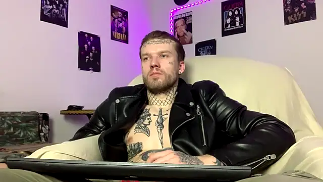 Huntall77's cam snapshot