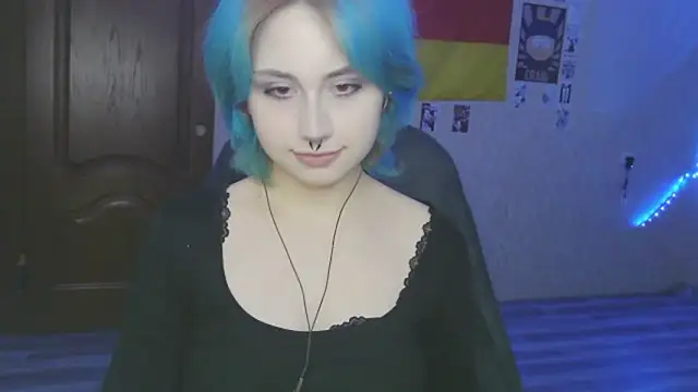 LeisaHopperstad's cam snapshot