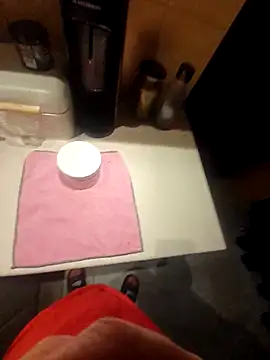 BobZlasu's cam snapshot