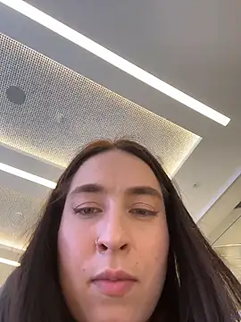 Holly_Play's cam snapshot