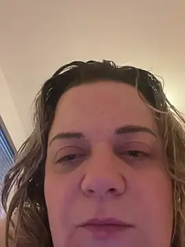 Piper_Milf_36's cam snapshot