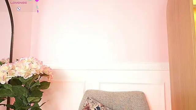 MilaCrave live sex cam