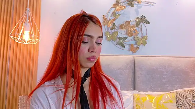 Polygonniaa live sex cam