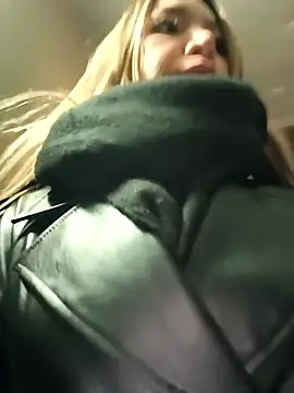 Alyssa_76 live sex cam