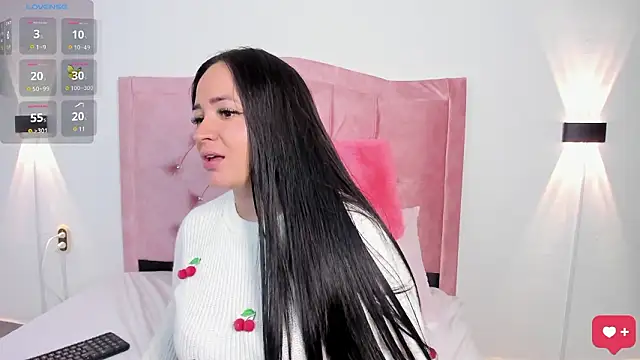 ella_owen1's cam snapshot