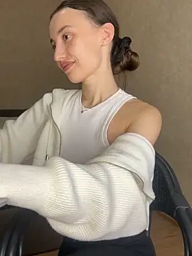 Polli_Kiss's cam snapshot