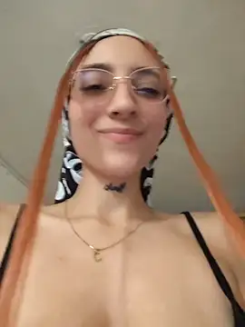 Dani-peggin live sex cam