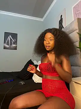 Prettybooty02's cam snapshot