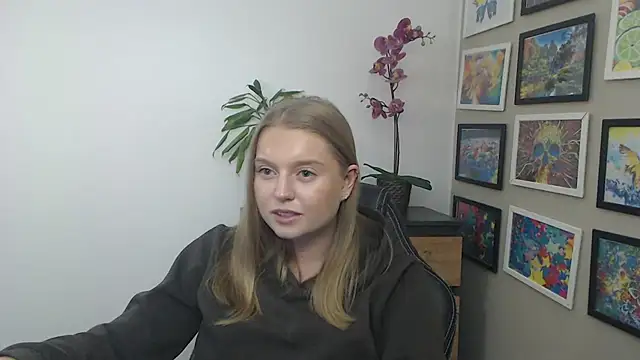 Mysteryerica's cam snapshot