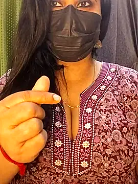 Honey-flowerr's cam snapshot