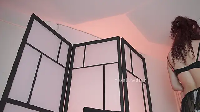 roselinedior live sex cam