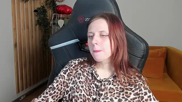 FreyaVey live sex cam