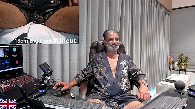 OnlineBossUK live sex cam