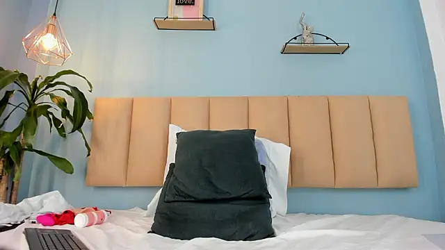 alanna_mg_'s cam snapshot