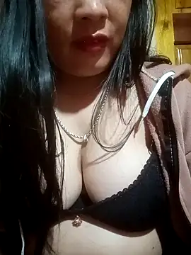 MinaYangon502's cam snapshot