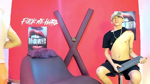 BOYS_PLAY's cam snapshot