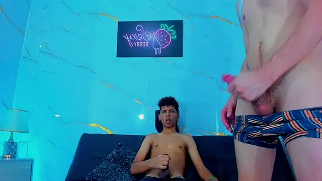 Spicy_guys's cam snapshot