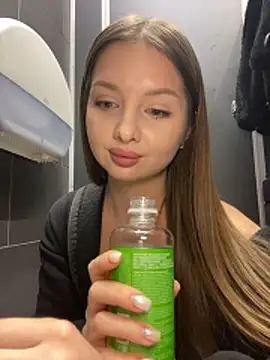 KrisMagnoly's cam snapshot