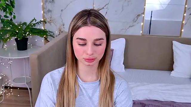 SweetyLicky's cam snapshot