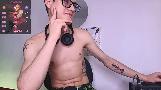 wolfandsky's cam snapshot