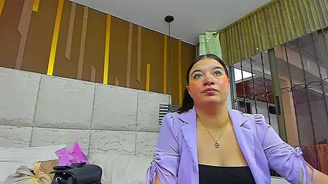 AmbarGills's cam snapshot