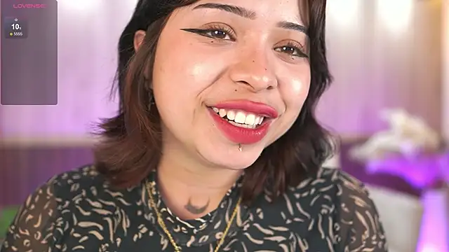 IzisLust's cam snapshot